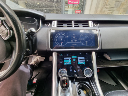 Εγκατάσταση OEM Μεγαλύτερη Οθόνη & Touchscreen 10″ AC Climate Control Panel σε Range Rover Sport.