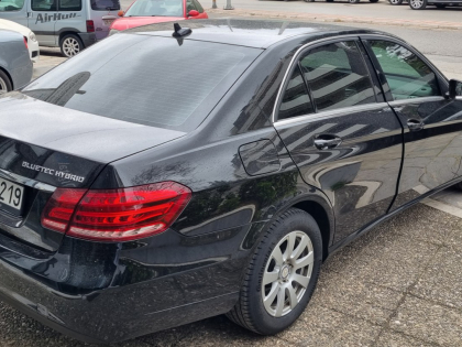 Εγκατάσταση Apple CarPlay και Android Auto σε Mercedes E 200 W212.
