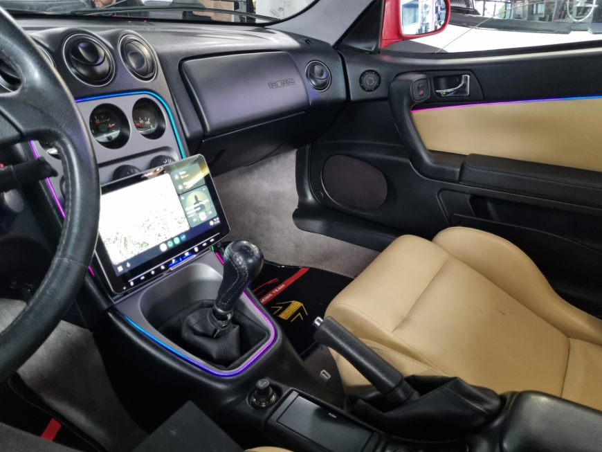 Εγκατάσταση Alpine iLX-F905D 9″ & Ambient Lights σε Alfa Romeo GTV.