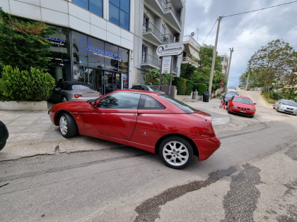 Εγκατάσταση Alpine iLX-F905D 9″ & Ambient Lights σε Alfa Romeo GTV.