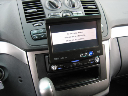 Εγκατάσταση Car Cinema και συστήματος πλοήγησης Pioneer AVIC-X1BT σε Mercedes Viano.