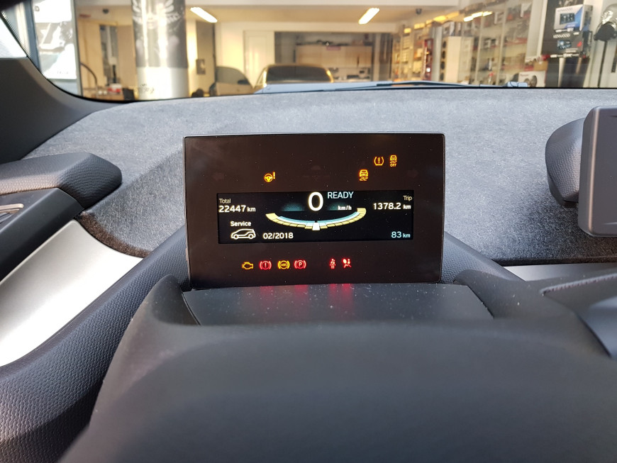 Εγκατάσταση ηχείων Focal σε BMW i3 E Drive (2017).