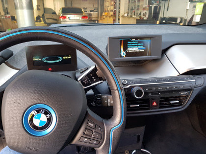 Εγκατάσταση ηχείων Focal σε BMW i3 E Drive (2017).