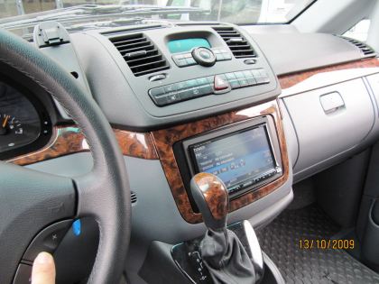Εγκατάσταση Kenwood DDX8024BT σε συνδυασμό με Navibox σε Mercedes Viano.