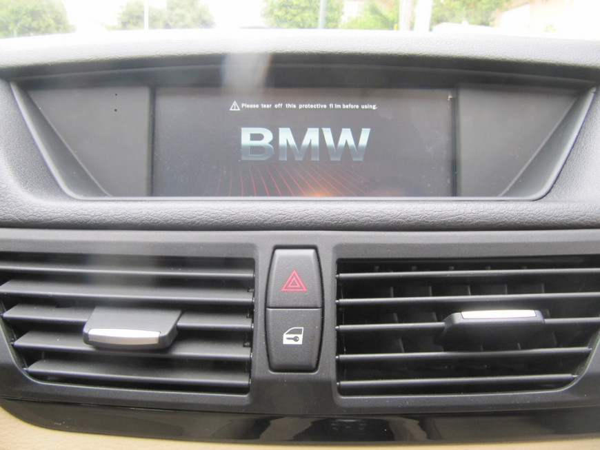 Εγκατάσταση Multimedia & Navigation LM C219 GPS σε BMW X1.