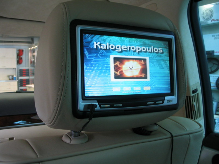 Εγκατάσταση συστήματος Multimedia σε Volkswagen Touareg.