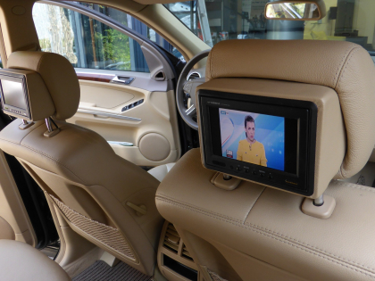 Εγκατάσταση οθόνης Kenwood DDX9716BTS και επιπλέον οθόνες για τους πίσω επιβάτες.