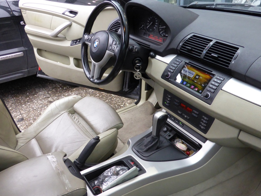 Εγκατάσταση Navigation–Multimedia LM M395 GPS σε BMW E53 2002.