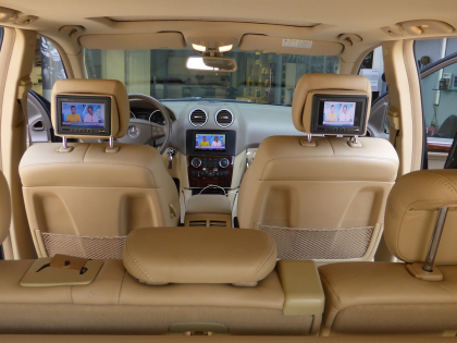 Εγκατάσταση οθόνης Kenwood DDX9716BTS και επιπλέον οθόνες για τους πίσω επιβάτες.