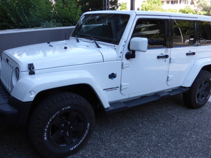 Εγκατάσταση οθόνης Kenwood, TV Tuner MPEG4 και rear camera σε Jeep Wrangler 2011. 