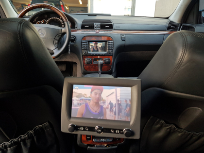 Εγκατάσταση TV Tuner T2 και Media Player με  USB σε Mercedes S-600 AMG V12 W220 Biturbo.