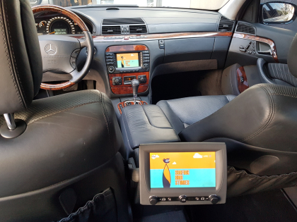 Εγκατάσταση TV Tuner T2 και Media Player με  USB σε Mercedes S-600 AMG V12 W220 Biturbo.