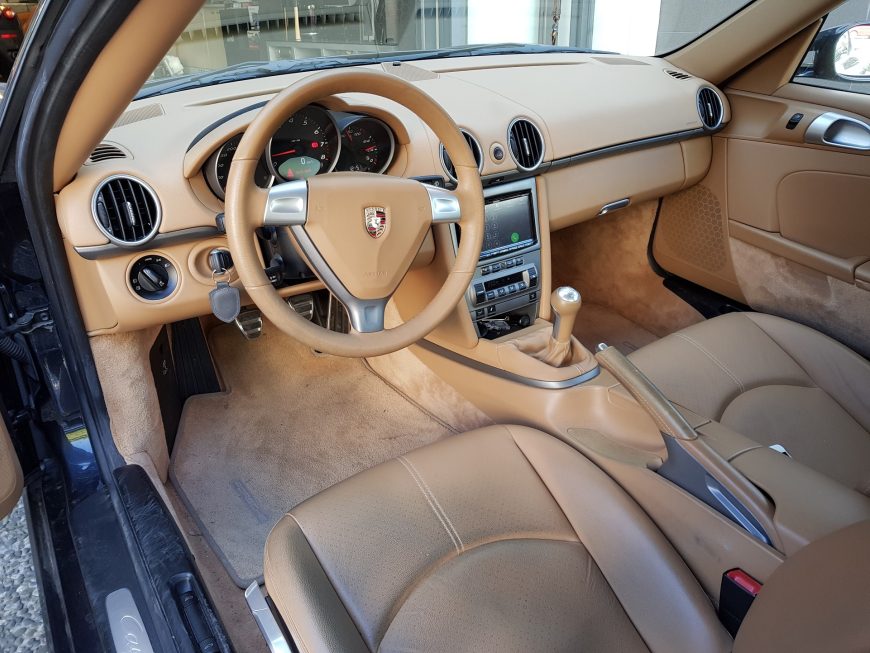 Porsche Cayman. Multimedia Kenwood DDX-9717BTS. Συμβατή με Apple Car Play & Android Auto.