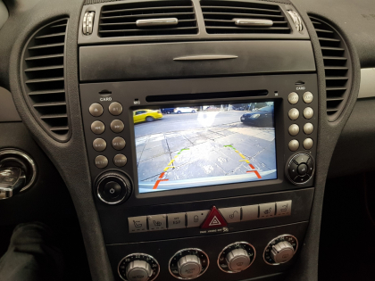 Εγκατάσταση οθόνης Android Digital IQ εργοστασιακής εμφάνισης σε Mercedes SLK R171.