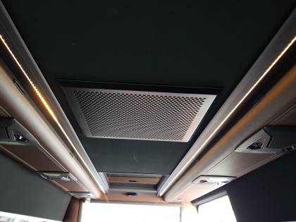 Εγκατάσταση συστήματος Multimedia, με αναπαραγωγή Netflix, Nova, Front & Rear Camera Live σε Mercedes Sprinter VIP.