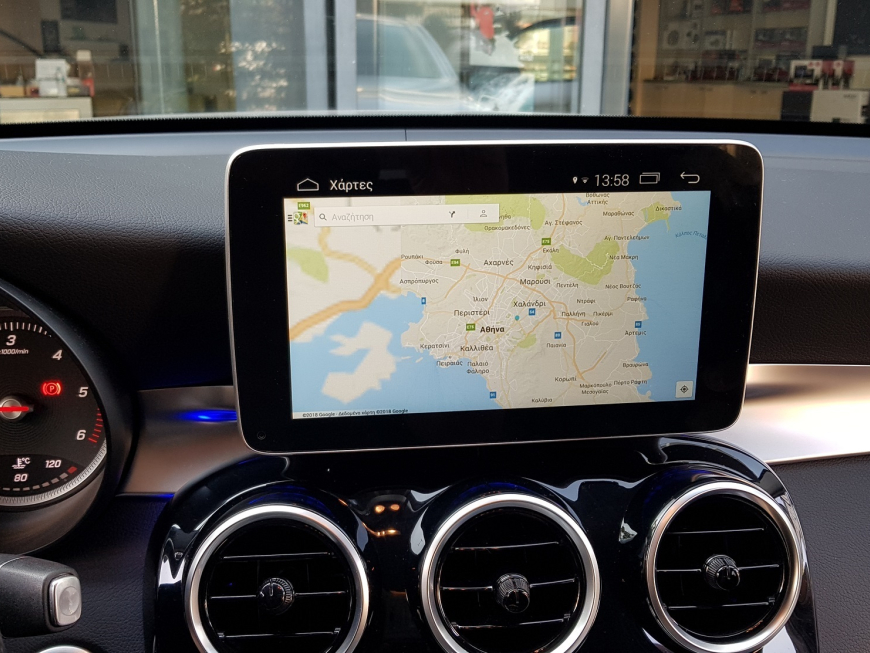 Εγκατάσταση οθόνης και κάμερα οπισθοπορείας σε Mercedes GLC.