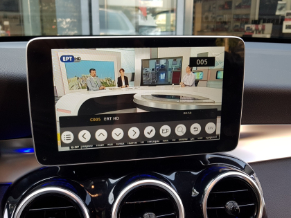 Εγκατάσταση οθόνης και κάμερα οπισθοπορείας σε Mercedes GLC.