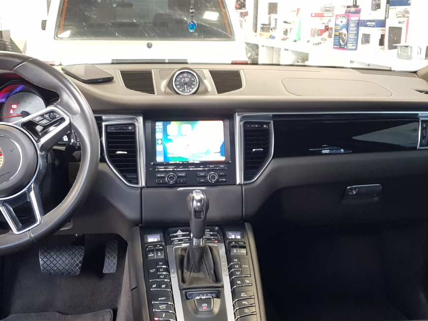 Εγκατάσταση Apple Car Play, Android Auto σε Porsche Macan 95B.