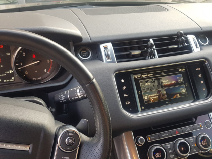 Αναβάθμιση Εργοστασιακής Οθόνης – Apple CarPlay & Android Auto σε Range Rover Sport Hybrid.