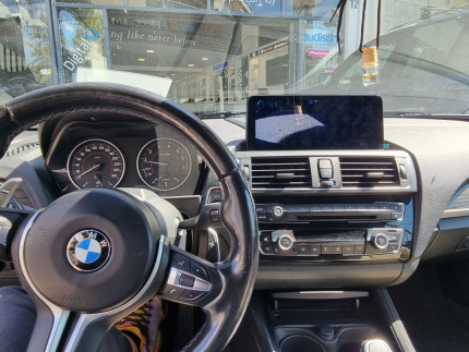 Εγκατάσταση Οθόνης Linux & Καμερών Εμπρός - Πίσω σε BMW 230 cabrio.