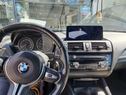 Εγκατάσταση Οθόνης Linux & Καμερών Εμπρός - Πίσω σε BMW 230 cabrio.