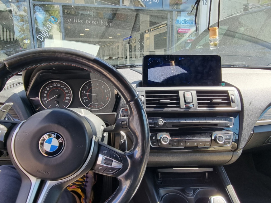 Εγκατάσταση Οθόνης Linux & Καμερών Εμπρός - Πίσω σε BMW 230 cabrio.