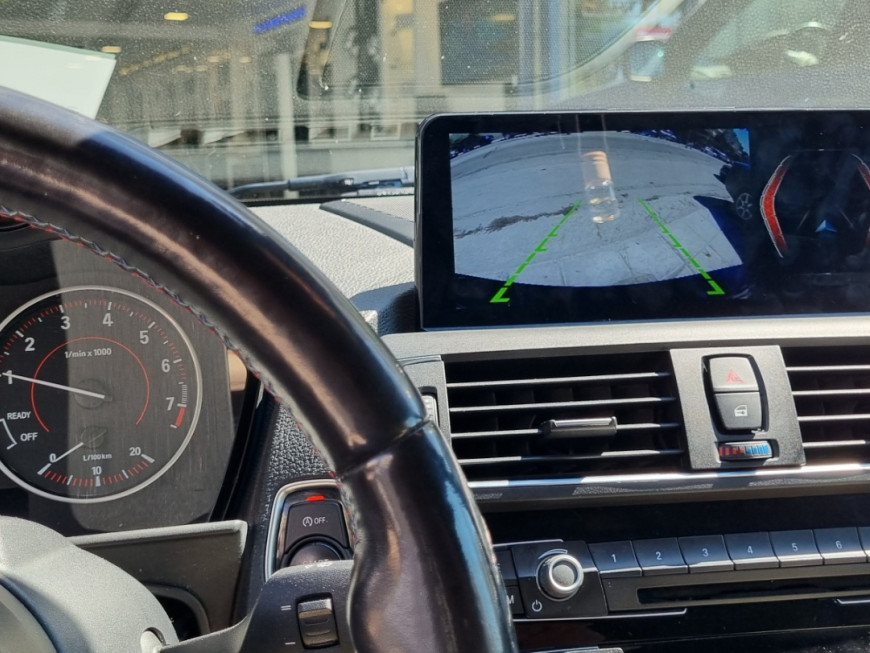 Εγκατάσταση Οθόνης Linux & Καμερών Εμπρός - Πίσω σε BMW 230 cabrio.