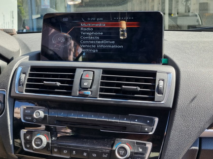 Εγκατάσταση Οθόνης Linux & Καμερών Εμπρός - Πίσω σε BMW 230 cabrio.
