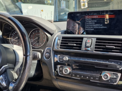 Εγκατάσταση Οθόνης Linux & Καμερών Εμπρός - Πίσω σε BMW 230 cabrio.