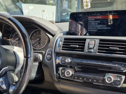 Εγκατάσταση Οθόνης Linux & Καμερών Εμπρός - Πίσω σε BMW 230 cabrio.