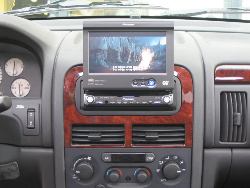 Εγκατάσταση Car Cinema – Pioneer AVIC X1R & Eton σε Grand Cherokee Overland.