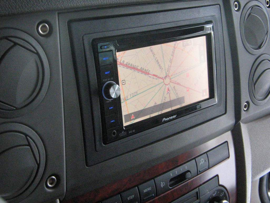 Εγκατάσταση Car Cinema Navigation Pioneer AVIC D3 σε Jeep Commander