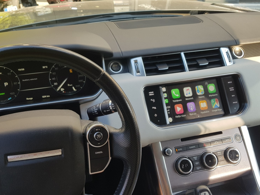 Aναβάθμιση της εργοστασιακής οθόνης σε Range Rover Sport Hybrid με Apple CarPlay και Android Auto.