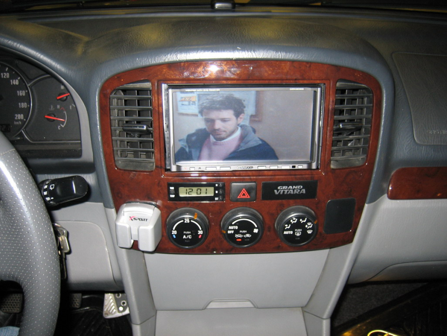 Εγκατάσταση Car Cinema - Navigator Kenwood DDX-6029 σε Suzuki Grand Vitara