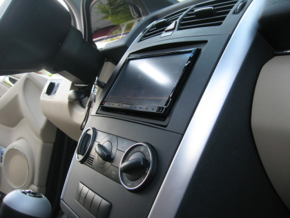 Εγκατάσταση Kenwood DDX8024BT & NaviBox σε Mercedes B170.