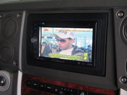 Εγκατάσταση Car Cinema Navigation Pioneer AVIC D3 σε Jeep Commander