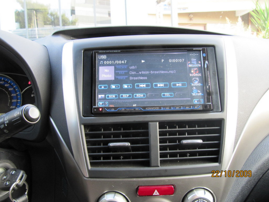 Εγκατάσταση 2DIN Car Cinema  Navigation Kenwood DDX8024BT - Navibox-Camera σε Subaru Forester 2009.