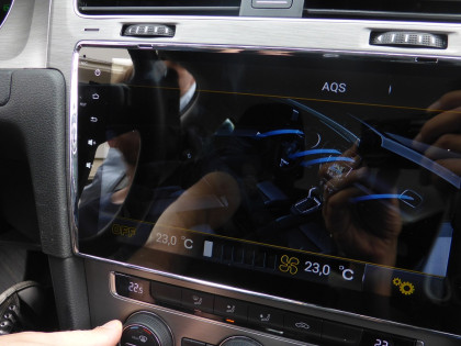 Εγκατάσταση οθόνης 10.1” της LM σε Volkswagen Golf 7.