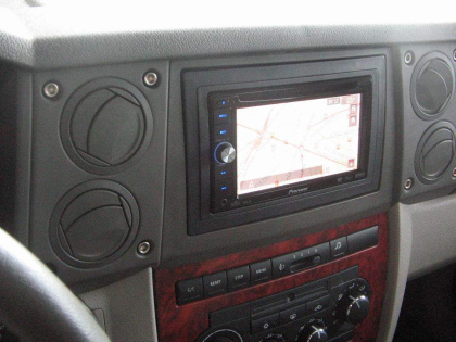 Εγκατάσταση Car Cinema Navigation Pioneer AVIC D3 σε Jeep Commander