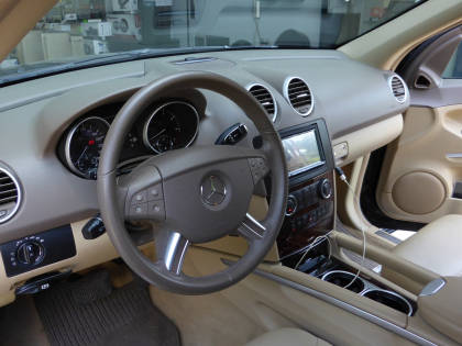 Εγκατάσταση οθόνης Kenwood DDX9716BTS και επιπλέον οθόνες για τους πίσω επιβάτες.