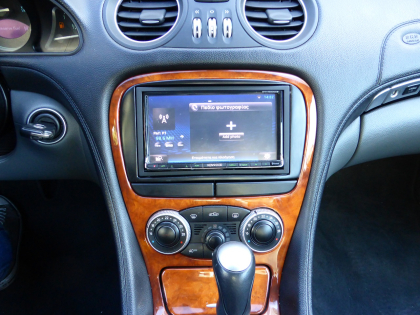 Εγκατάσταση Navigation Kenwood σε Mercedes SL 500 R230 (2004).