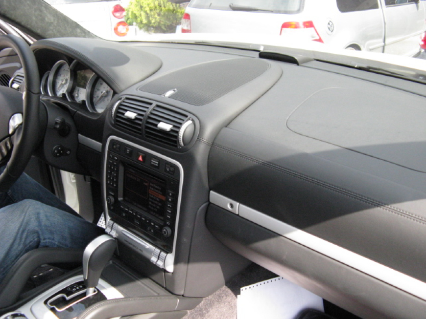 Εγκατάσταση  Tooki Bluetooth σε Porsche Cayenne Gemballa GT Bi-turbo.