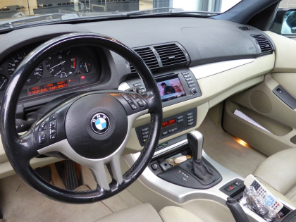 Εγκατάσταση Navigation–Multimedia LM M395 GPS σε BMW E53 2002.