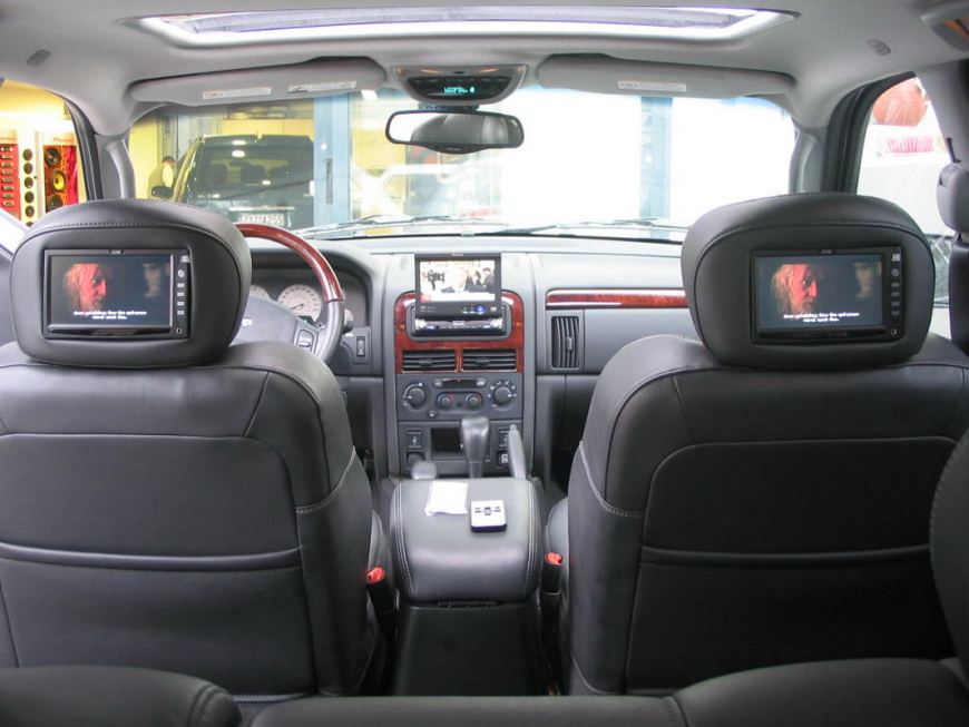 Εγκατάσταση Car Cinema – Pioneer AVIC X1R & Eton σε Grand Cherokee Overland.