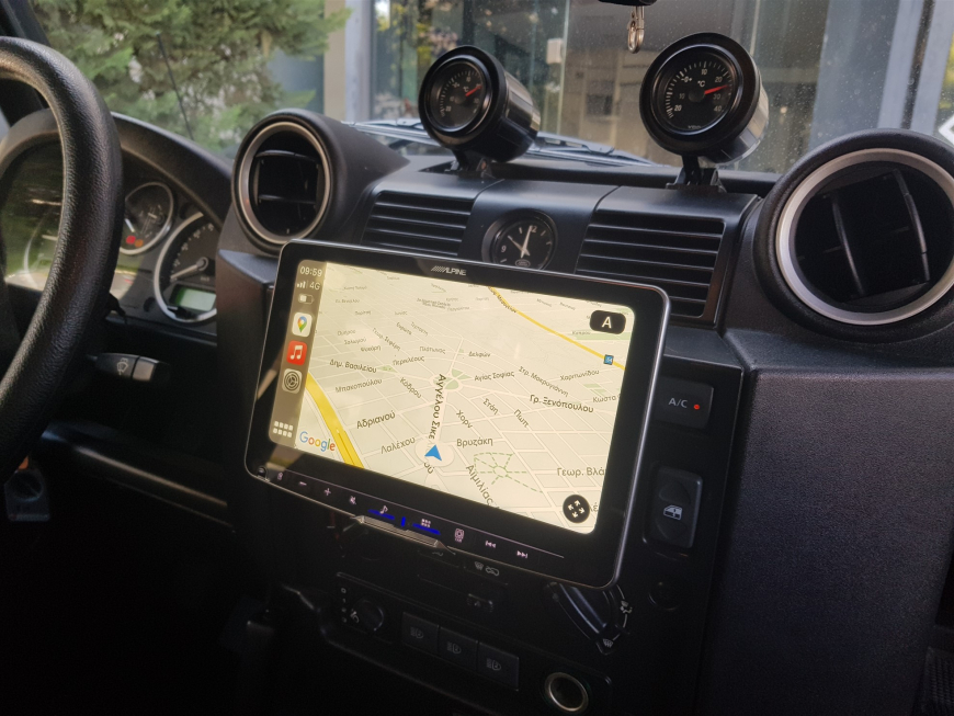 Εγκατάσταση Multimedia Alpine σε Land Rover Defender.