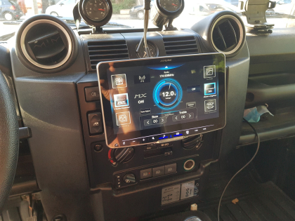 Εγκατάσταση Multimedia Alpine σε Land Rover Defender.