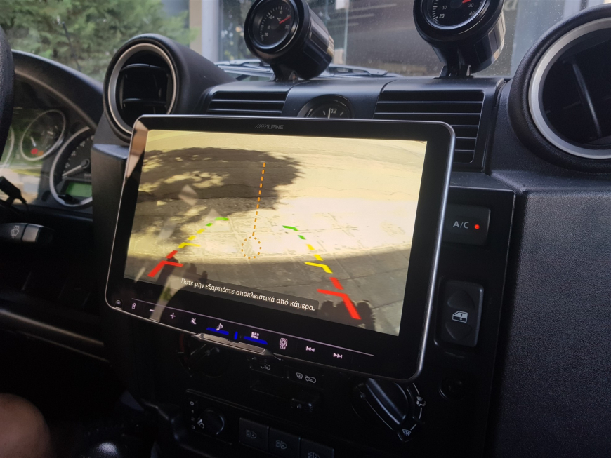 Εγκατάσταση Multimedia Alpine σε Land Rover Defender.