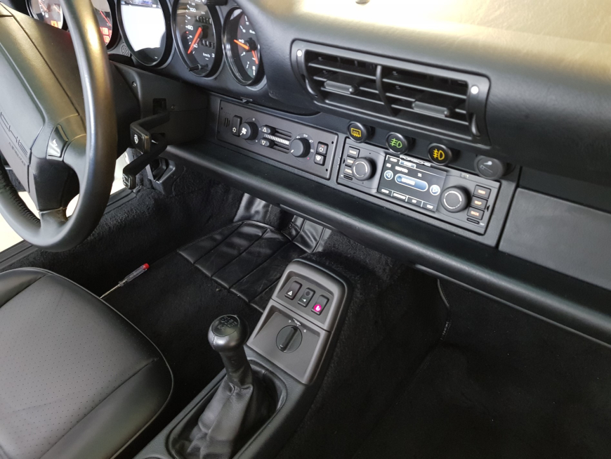 Porsche Carrera 2 964.