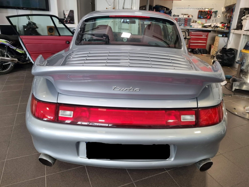 Εγκατάσταση radio/BT σε Porsche 911 Turbo 993.
