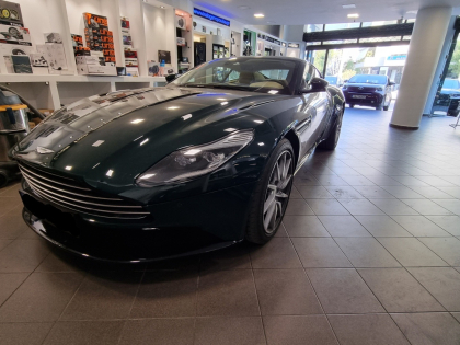 Εγκατάσταση Apple Car Play/Android Auto σε Aston Martin BD11